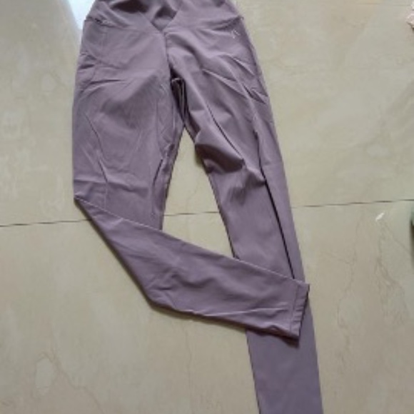 Workout leggings, size S - Picture 3 of 3